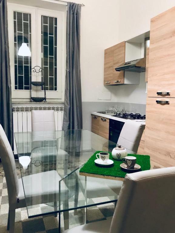 B&B Charme Centre-Ville Artistic & Literary Rooms 팔레르모 외부 사진
