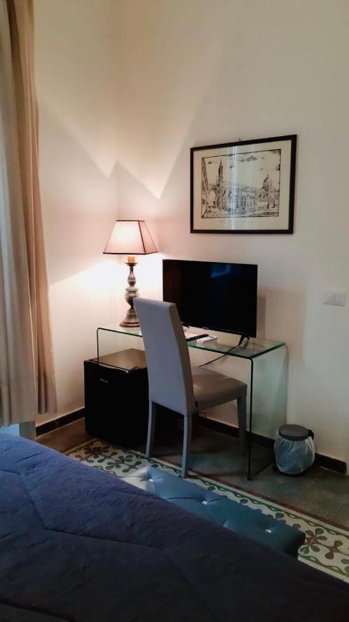 B&B Charme Centre-Ville Artistic & Literary Rooms 팔레르모 외부 사진